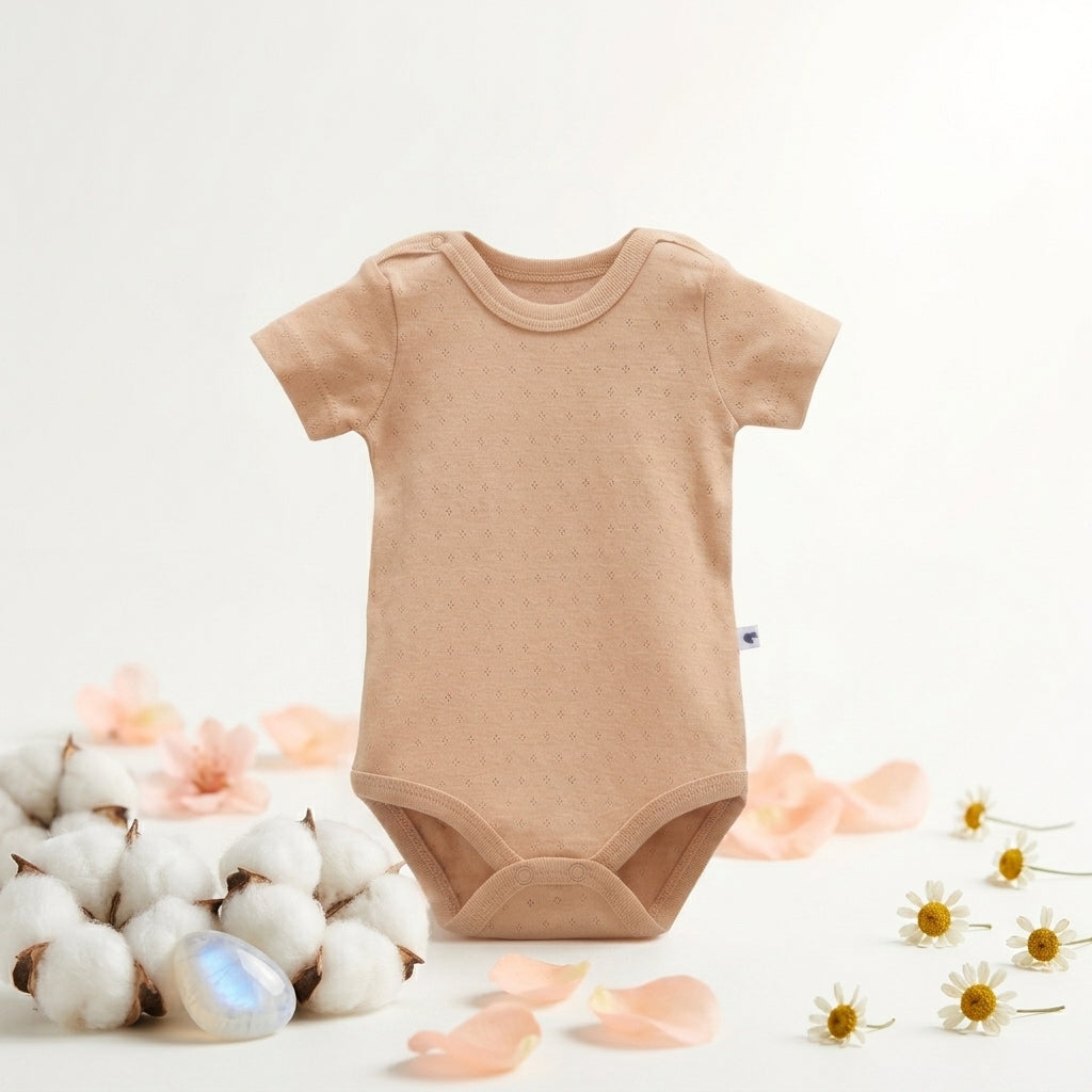 Taba erkek bebek body çıtçıtlı yaka detayı
